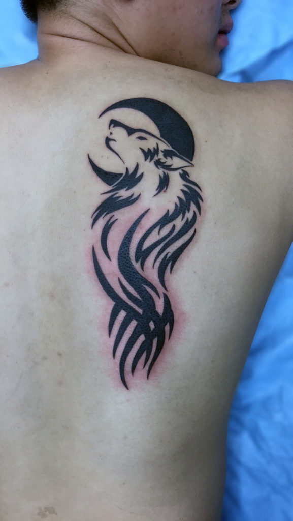 Q Tattoo in Huntington Beach - Sara Delara - wolf